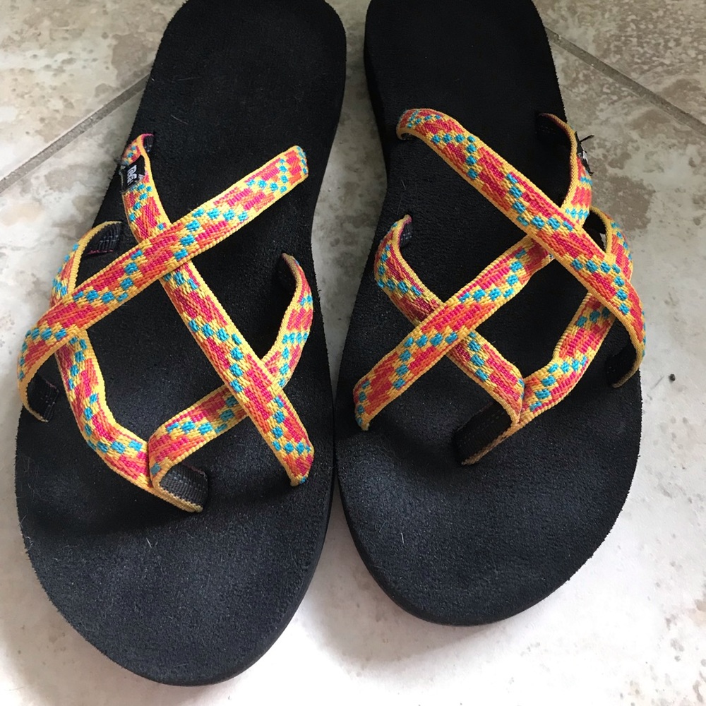 Teva sandals. Like new.